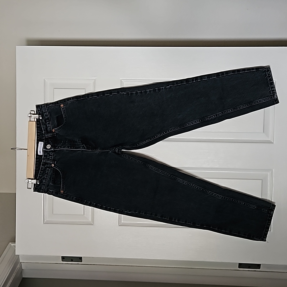 Zara - High Rise Mom Jeans